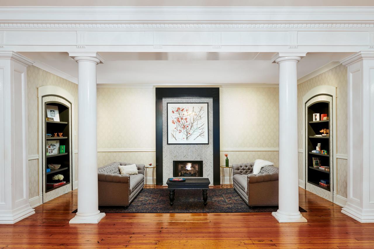 Inn At Carnall Hall Fayetteville Dış mekan fotoğraf